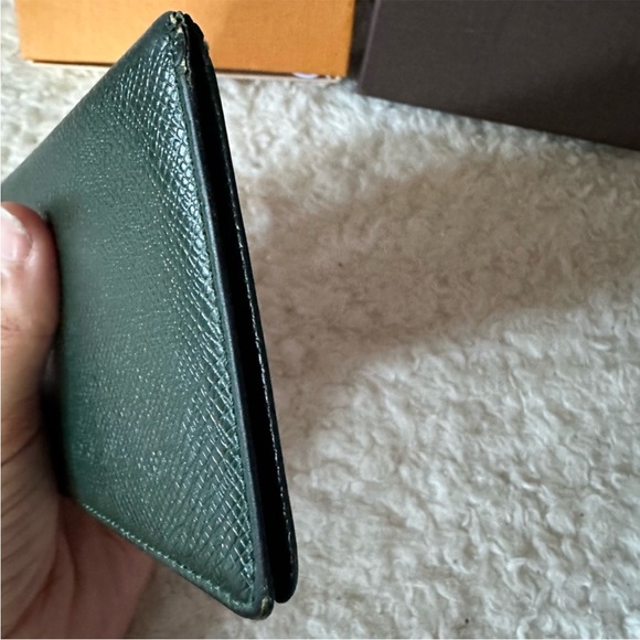 Authentic LV Louis Vuitton Green Taiga Leather ID Card Holder Organizer Wallet - Picture 15 of 16